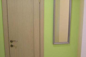 Orange Guest Rooms