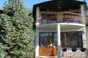 アパートホテル éden Panzio