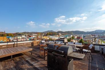 Pensão Gongju Ein Haus 2