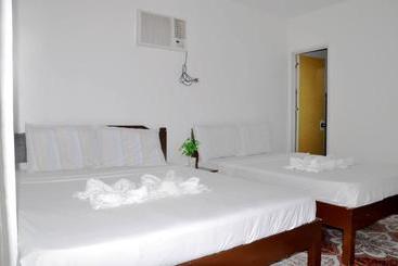 هاستل Nanette's Tourist Inn