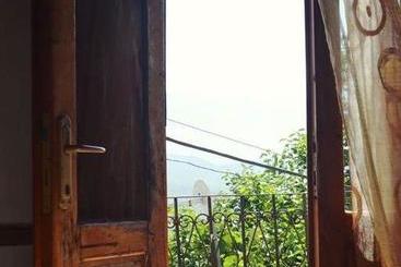 پانسیون Guest House Vasili