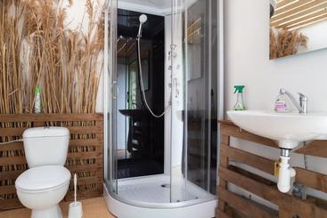 پانسیون Rastlinky.sk Greenhouse Guestrooms