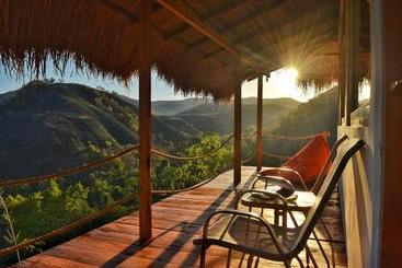 پانسیون Morinda Villa And Resto