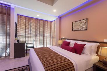 پانسیون The Avenue And Spa