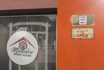 پانسیون Guest House Mielaloe