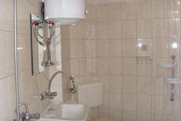 پانسیون Proboyski Guest House