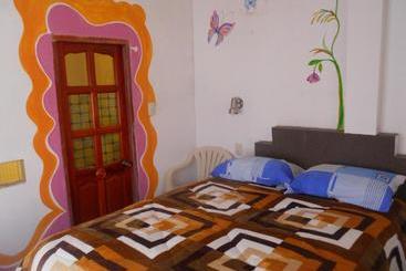 پانسیون Hostal La Casa Del Sol
