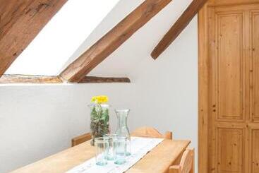 پانسیون Penzion Dvorce