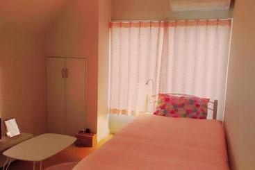 پانسیون Rainbow Guesthouse 貸切