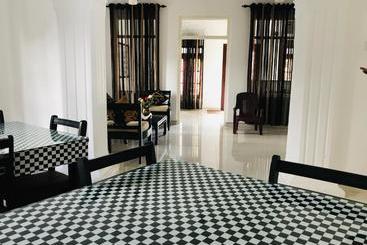هاستل Bon Voyaage Tourist Inn