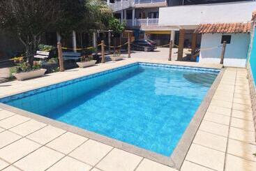 Пансион Pousada Laguna Beach Club