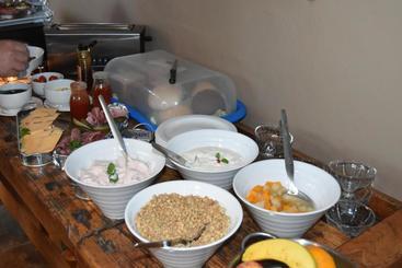 پانسیون Quiver Inn Guesthouse