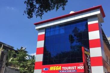 هاستل Mega Tourist Home
