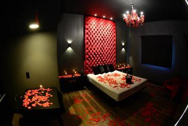 Helus Motel
