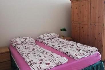 پانسیون Reykjanes Guesthouse
