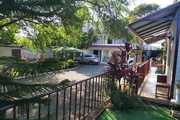 پانسیون Hostal Gualingo