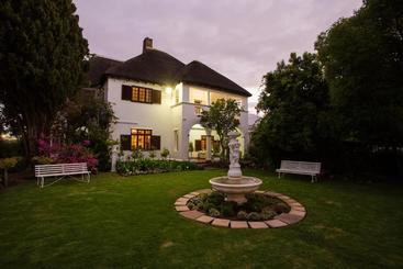 بنسيون Zonneweelde Guest House