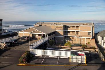 מלון דירות Lanai At The Cove