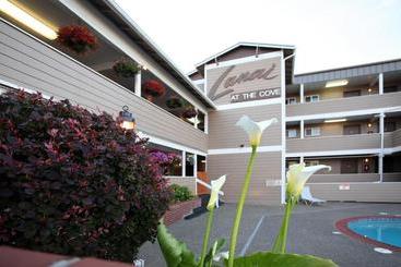 Lanai At The Cove