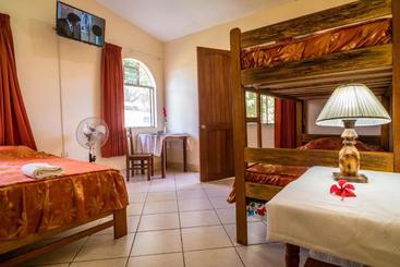 هاستل Goinn Tarapoto