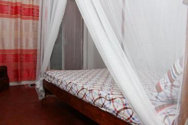 پانسیون Ozone Resort
