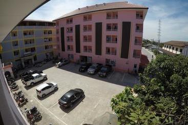 Bun Som Apartment