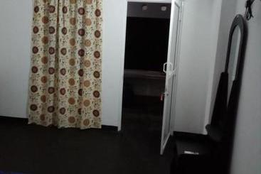 پانسیون Singhe Resort