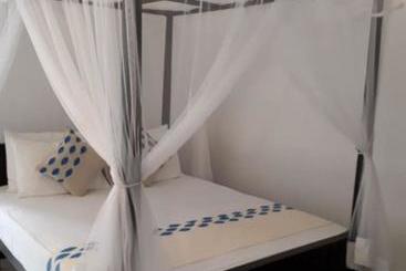 پانسیون Apna Homestay Apartments