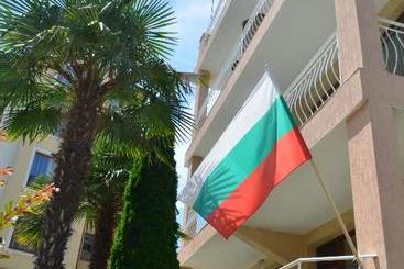 פנסיון Guesthouse Opal