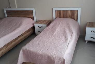 پانسیون Goga Guest House