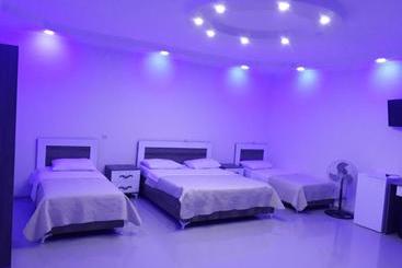 پانسیون Goga Guest House