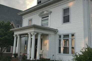 펜션 The Julietta House