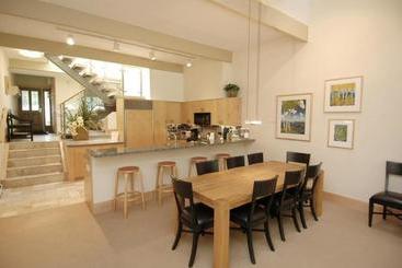 Clarendon Townhomes
