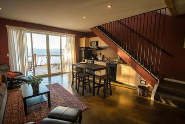 پانسیون Crooked Tree Guest Suites