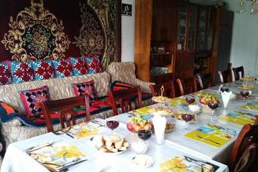 پانسیون Guest House Nur