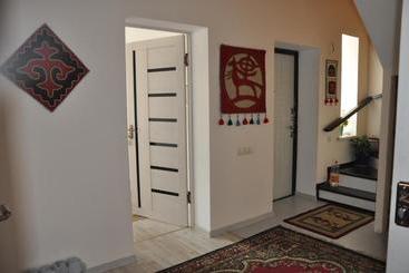 پانسیون Guest House Nur