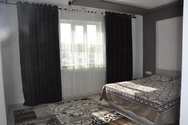 پانسیون Guest House Nur