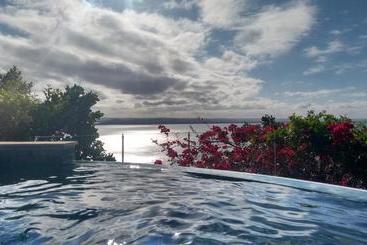 Mar E Morro Flats