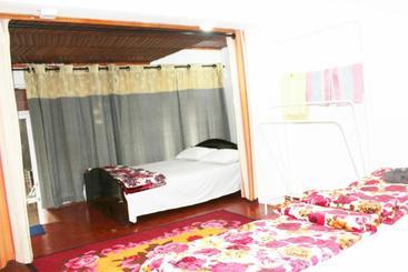 پانسیون Farah Guest Inn