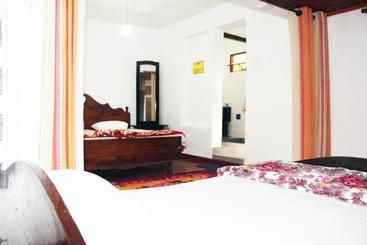 پانسیون Farah Guest Inn