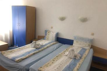 پانسیون Guest House Rai