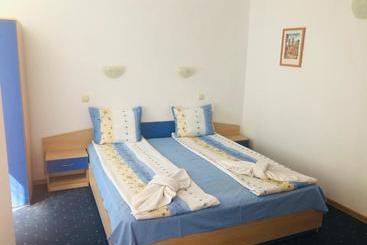 پانسیون Guest House Rai