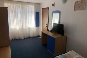 پانسیون Guest House Rai
