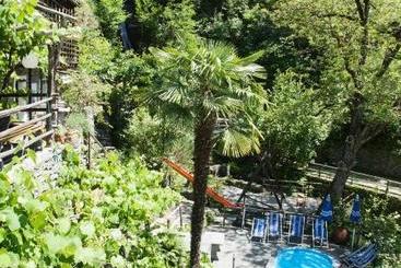 پانسیون Rustici Della Verzasca Ferien Wohnungen