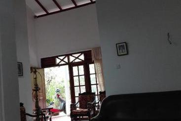 پانسیون Weligama Villa South