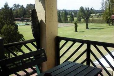 پانسیون Elephant Lodge Guesthouse
