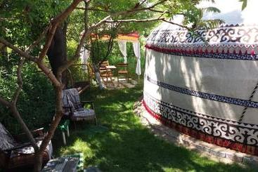 پانسیون Guesthouse Kishimzhan