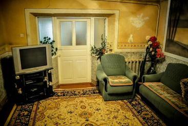 پانسیون Guesthouse Kishimzhan