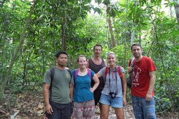 پانسیون Ida Guest House & Jungle Trekking