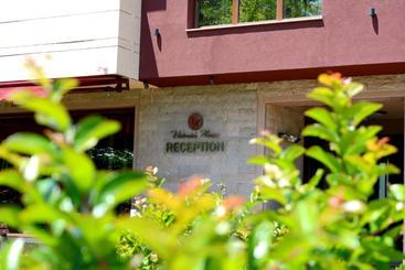膳宿费 Victoriya's House